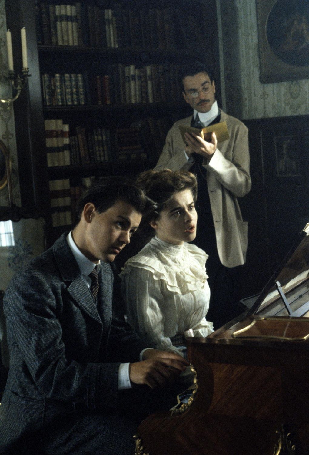 Una habitación con vistas - Películas inglesas, image size:1020x1500